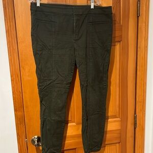 LOFT Outlet- Green Skinny Ankle Pant- Size 14